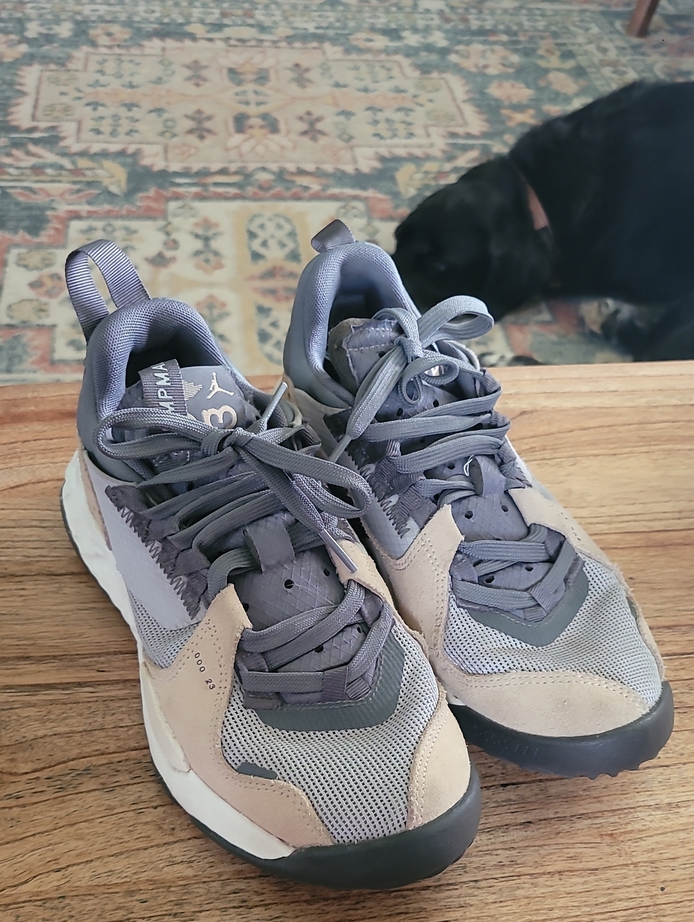 Nike Women's Gray and Beige Lace-Up Sneakers